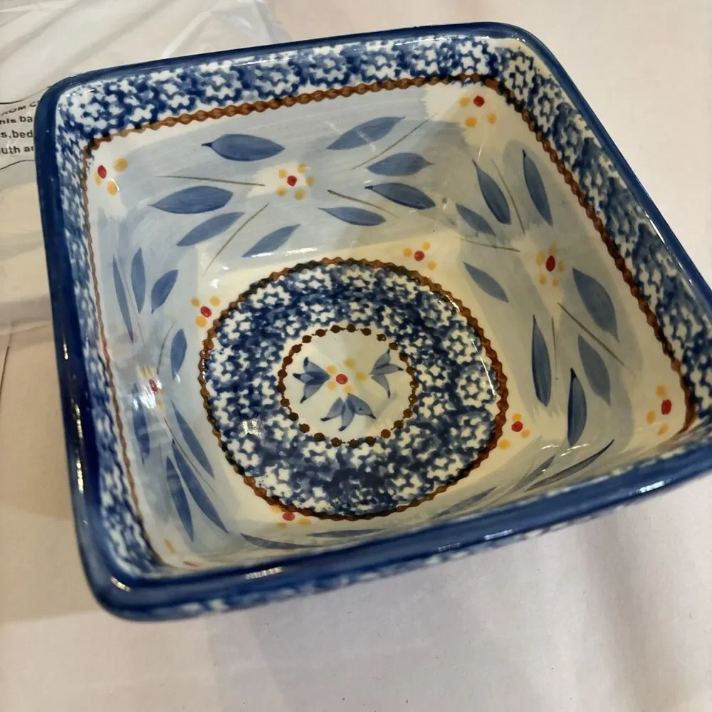 Temp-tations By Tara Old World Blue 1.5 Qt Bowl and Lid Serving Dish Decorative